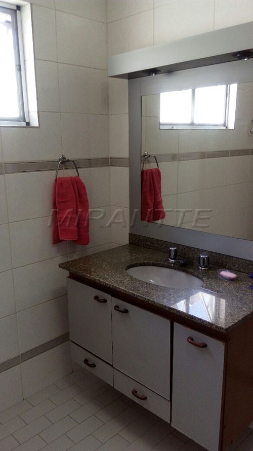 Sobrado de 150m² com 2 quartos em Vila Carrao
