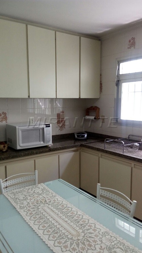 Sobrado de 150m² com 2 quartos em Vila Carrao