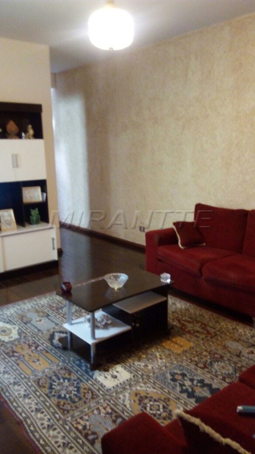 Sobrado de 150m² com 2 quartos em Vila Carrao