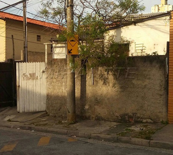 Casa terrea de 60m² com 2 quartos em Vila Mazzei