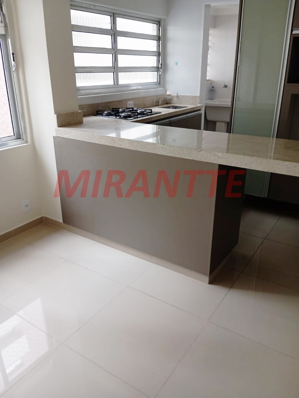 Apartamento de 60m² com 2 quartos em Santana