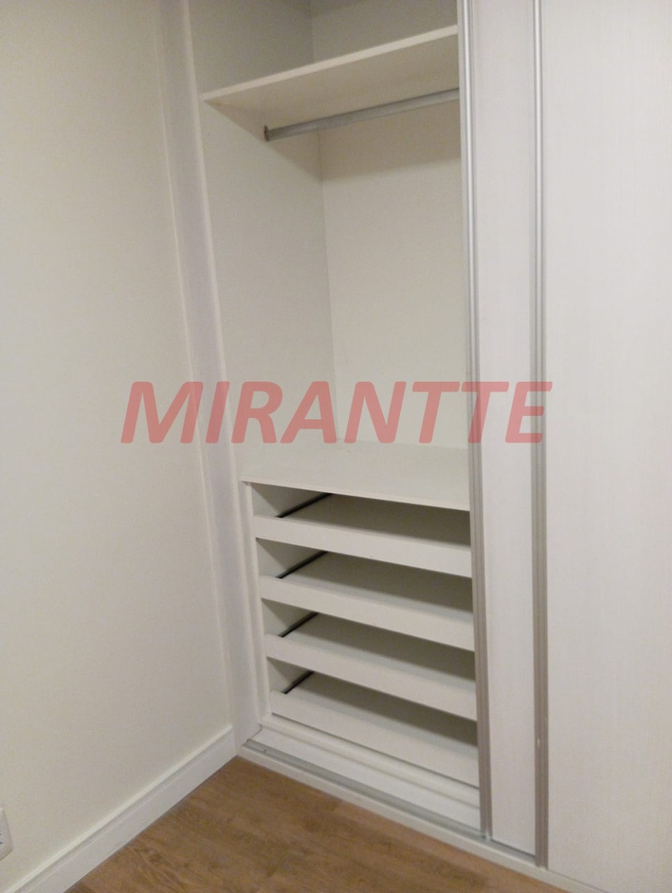 Apartamento de 60m² com 2 quartos em Santana