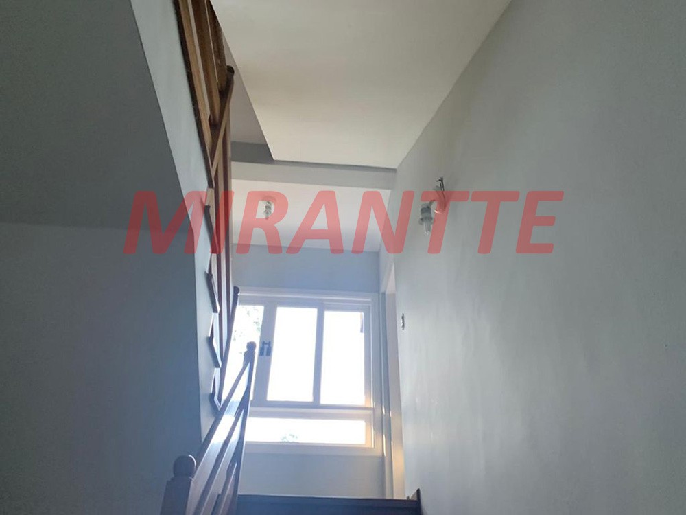 Sobrado de 350m² com 5 quartos em Serra da Cantareira