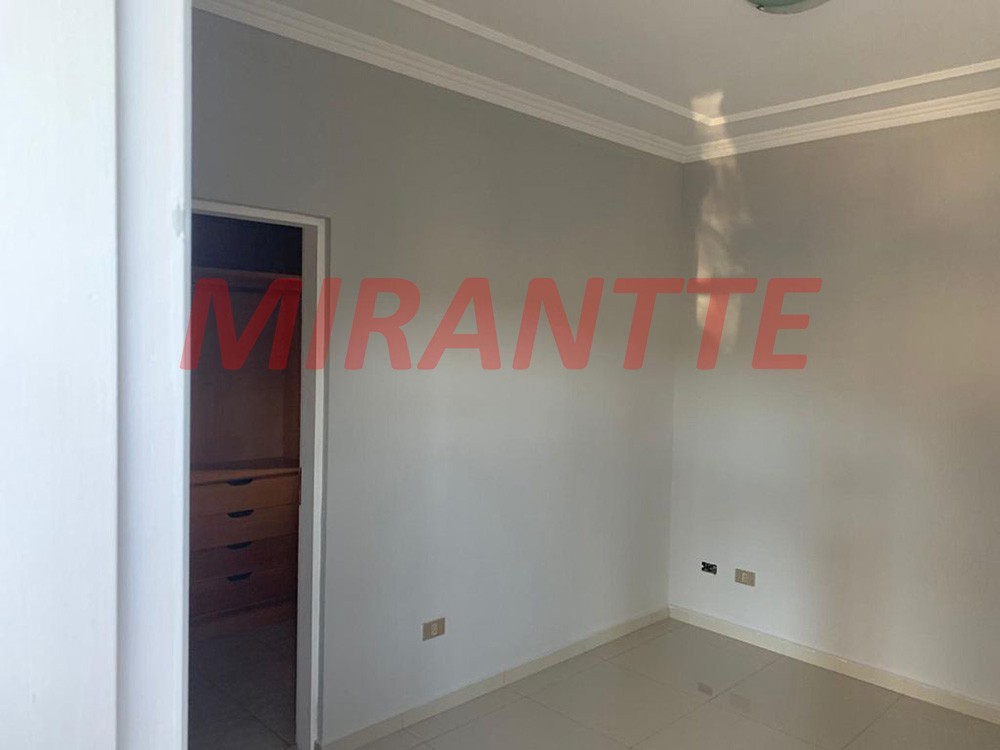 Sobrado de 350m² com 5 quartos em Serra da Cantareira