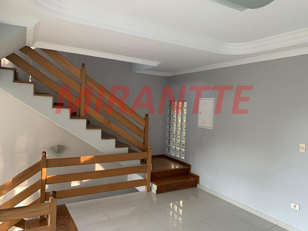 Sobrado de 350m² com 5 quartos em Serra da Cantareira