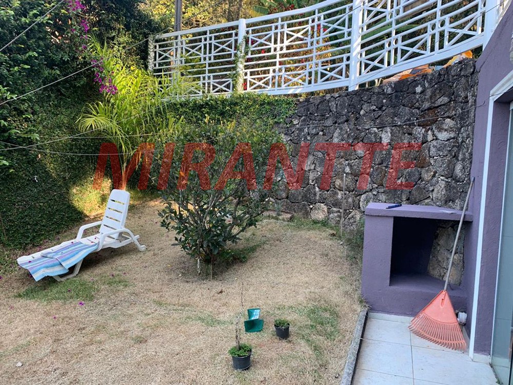 Sobrado de 350m² com 5 quartos em Serra da Cantareira
