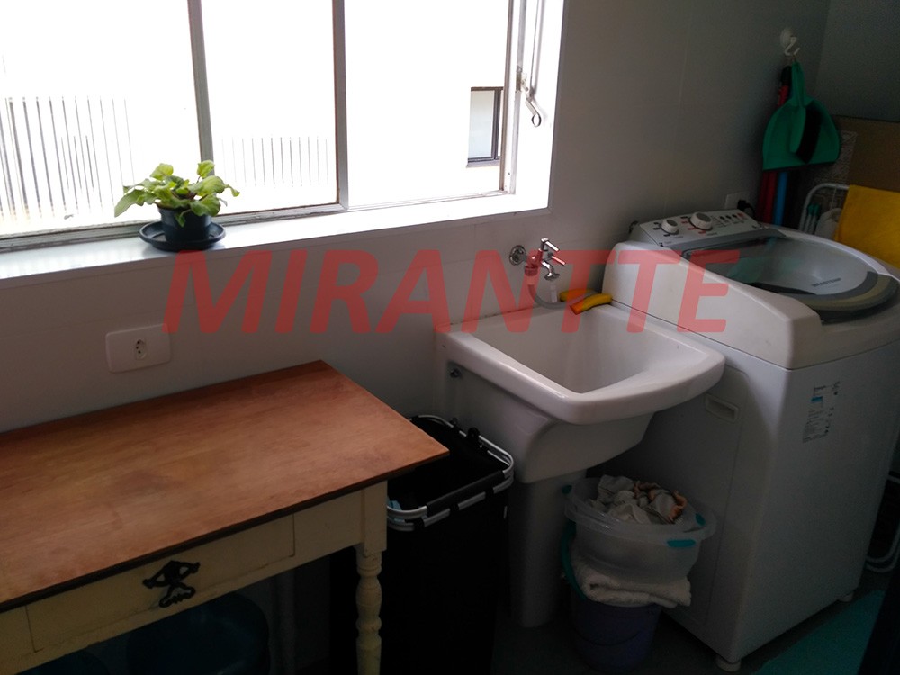 Apartamento de 70m² com 2 quartos em Santana