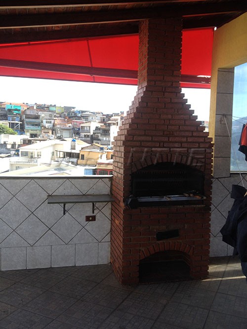 Sobrado com 4 quartos em Vila Miriam