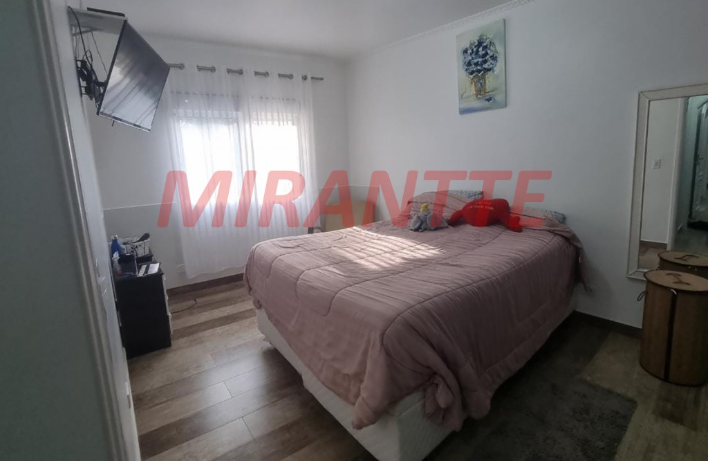 Sobrado de 555m² com 3 quartos em Serra da Cantareira