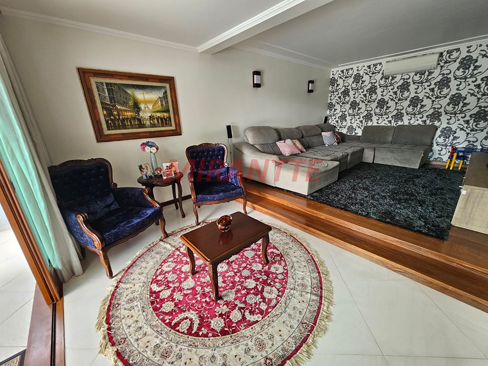Sobrado de 380m² com 3 quartos em Serra Da Cantareira