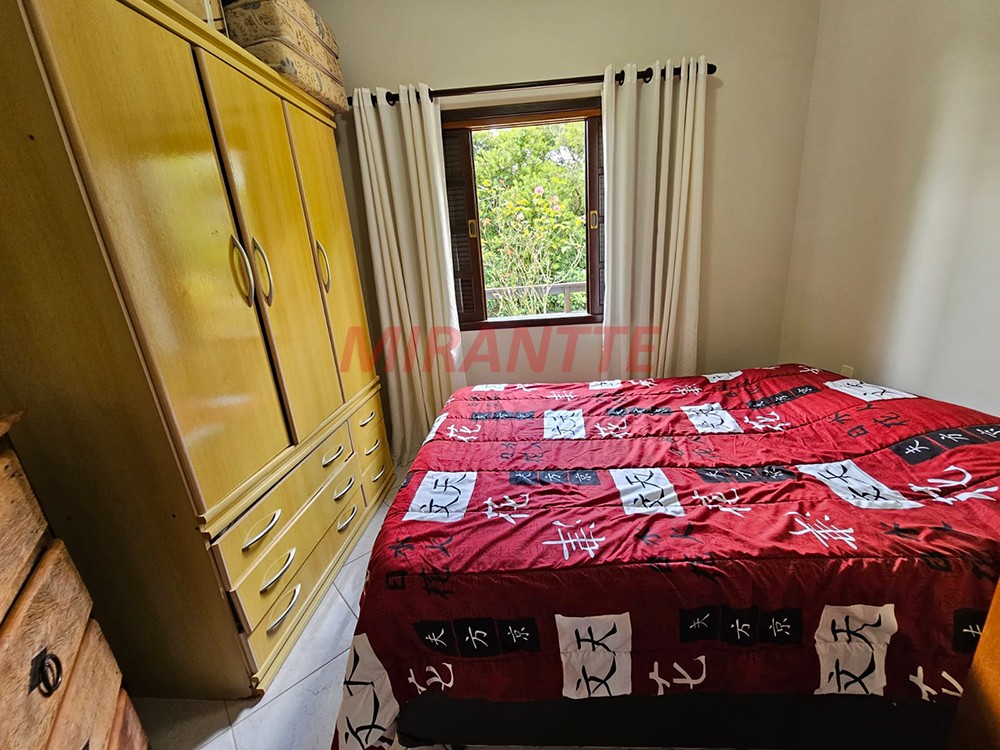 Sobrado de 380m² com 3 quartos em Serra Da Cantareira