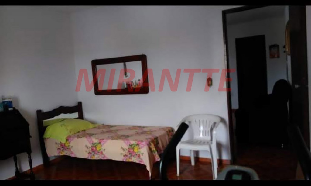 Sobrado de 184m² com 2 quartos em Pedra Branca
