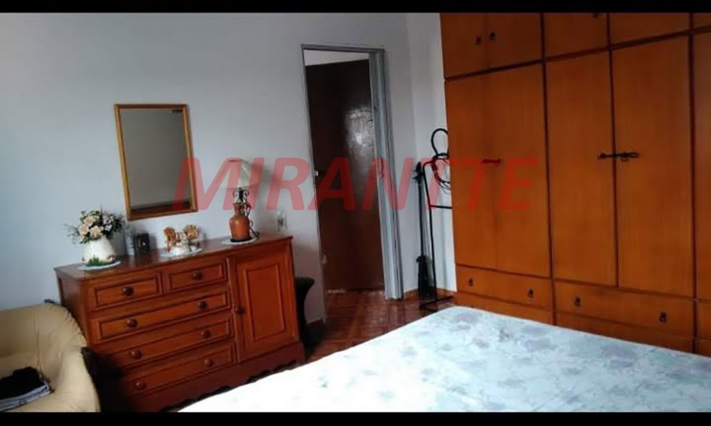 Sobrado de 184m² com 2 quartos em Pedra Branca