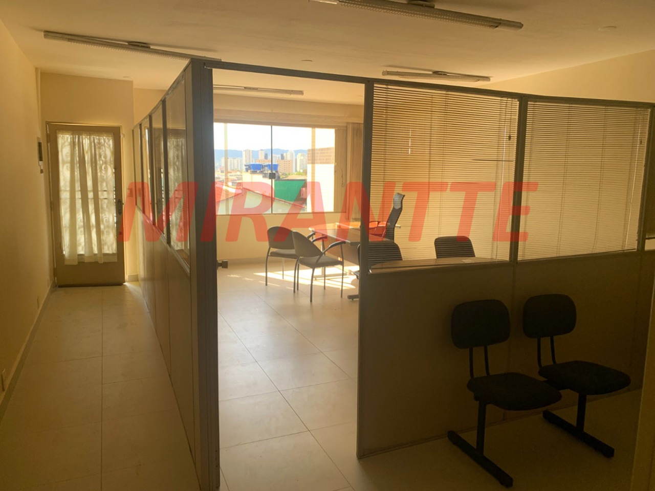 Comercial de 300m² em Imirim