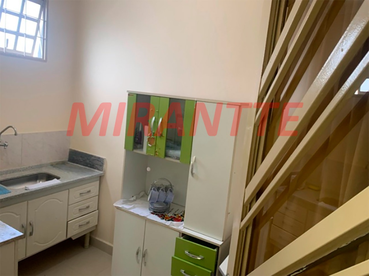 Comercial de 300m² em Imirim
