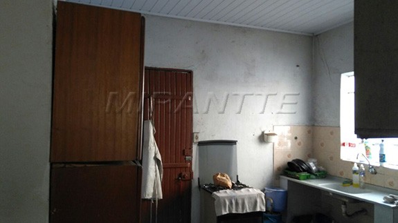 Casa terrea de 400m² com 3 quartos em Santa Teresinha