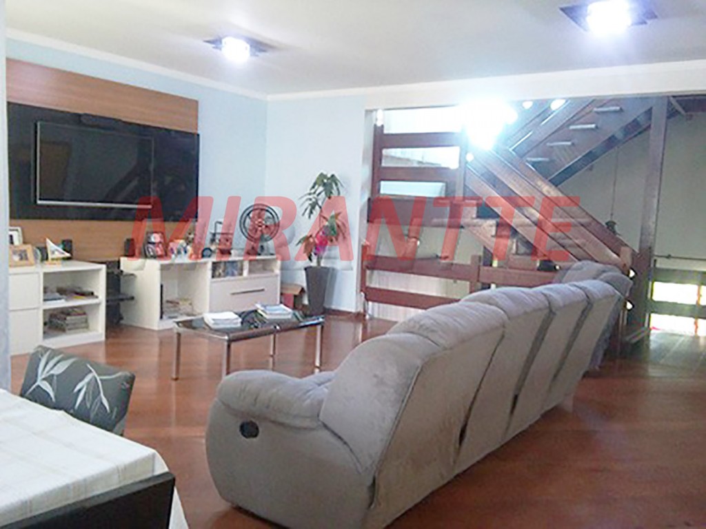 Sobrado com 5 quartos em Tucuruvi