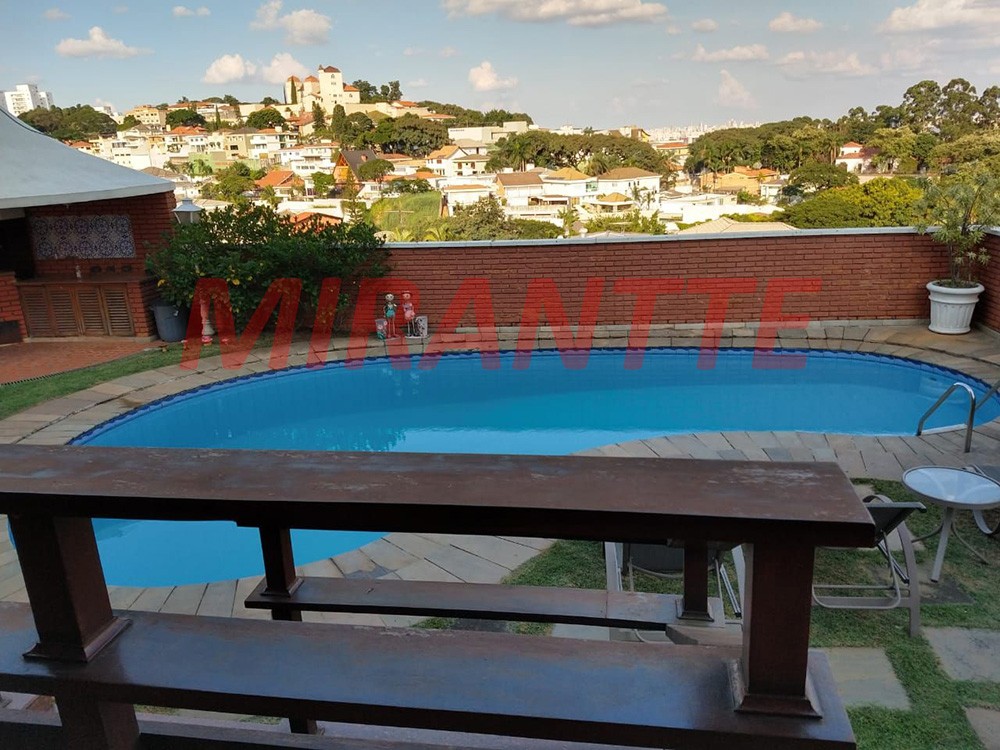 Sobrado de 795m² com 4 quartos em Jardim São Bento