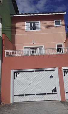 Sobrado de 208m² com 3 quartos em Furnas