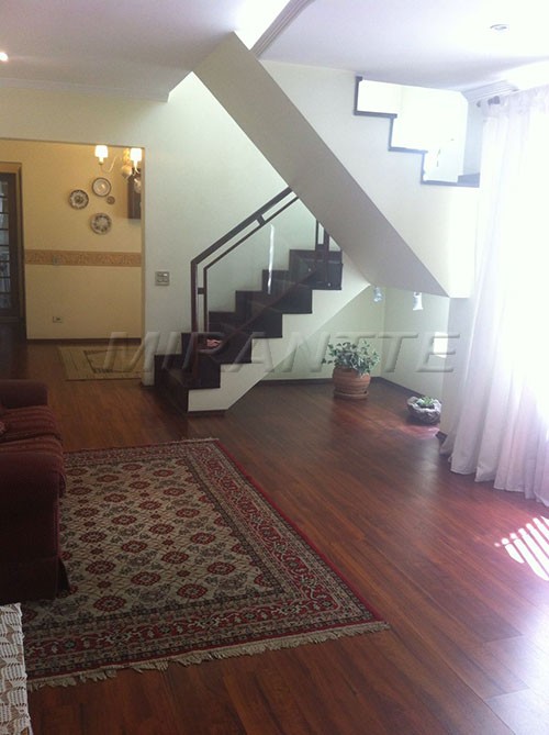 Sobrado de 154m² com 3 quartos em Perdizes