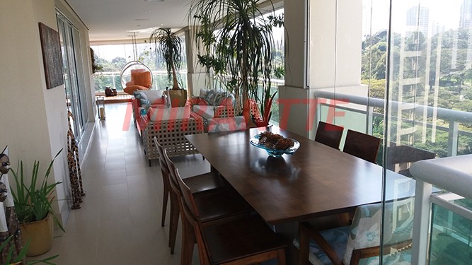 Apartamento de 355m² com 4 quartos em Jardim Analia Franco
