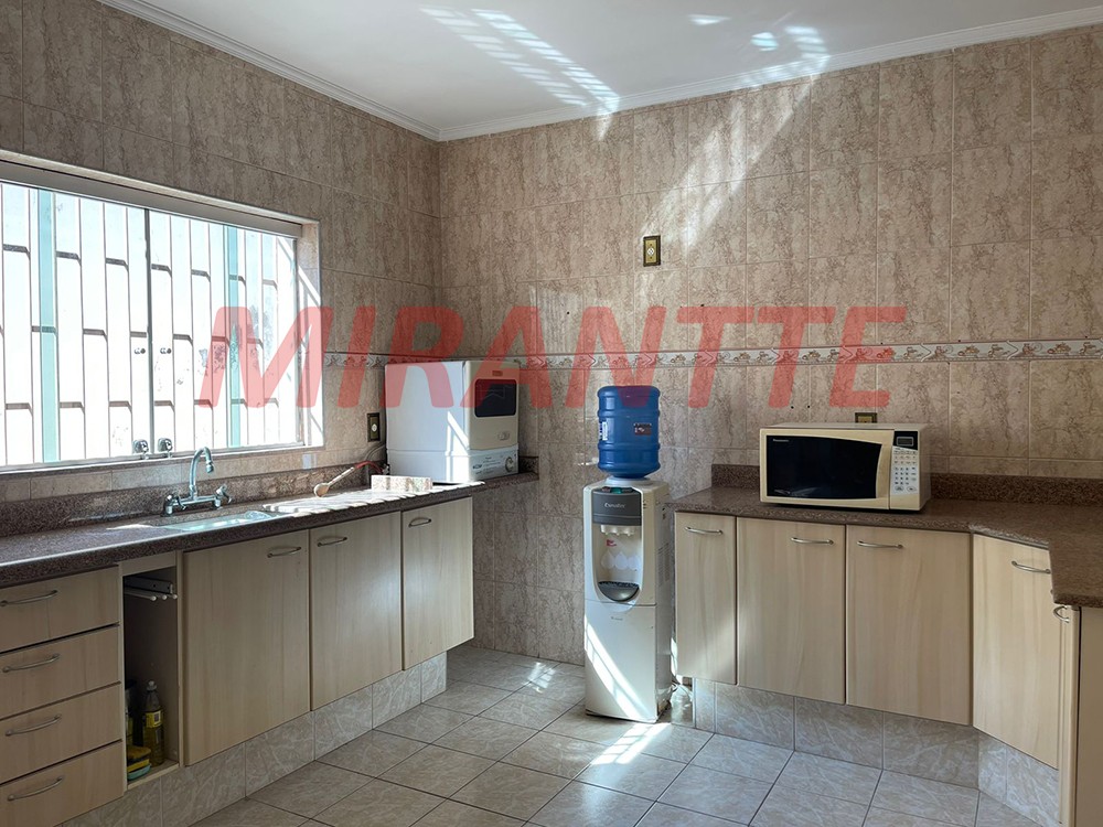 Casa terrea de 191m² com 3 quartos em Vila Irmaos Arnoni