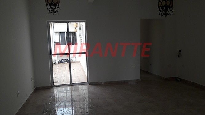 Casa terrea de 240m² com 3 quartos em Chora Menino