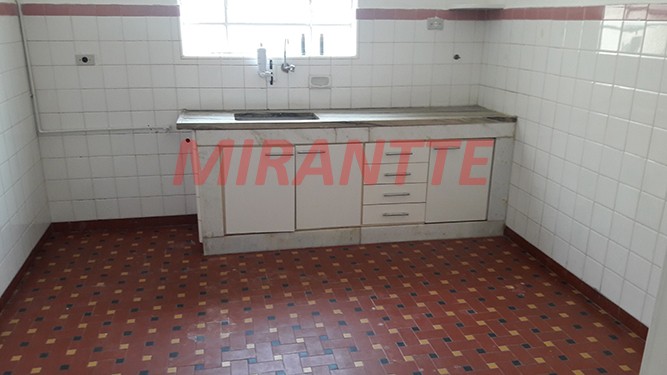 Casa terrea de 240m² com 3 quartos em Chora Menino