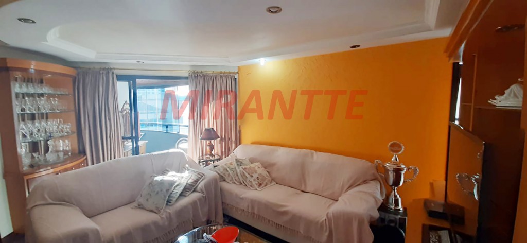 Apartamento com 3 quartos em Santana