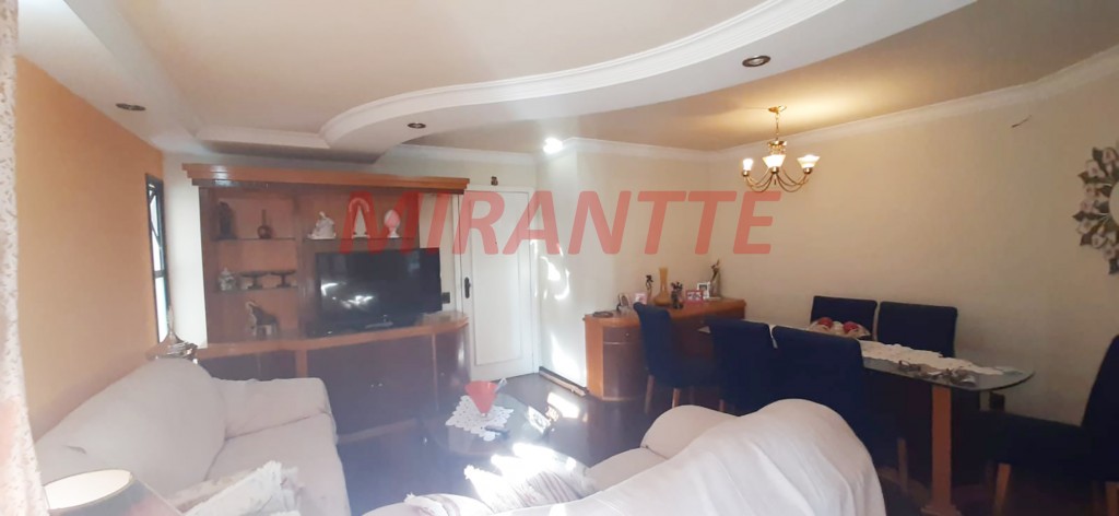 Apartamento com 3 quartos em Santana