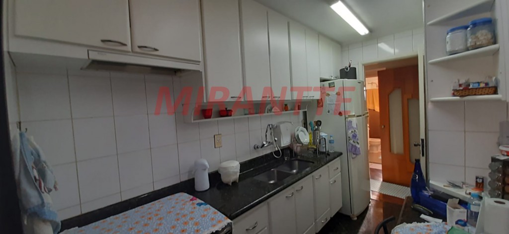 Apartamento com 3 quartos em Santana