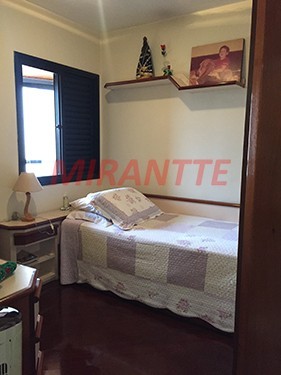 Apartamento com 3 quartos em Santana
