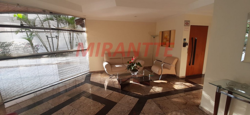 Apartamento com 3 quartos em Santana