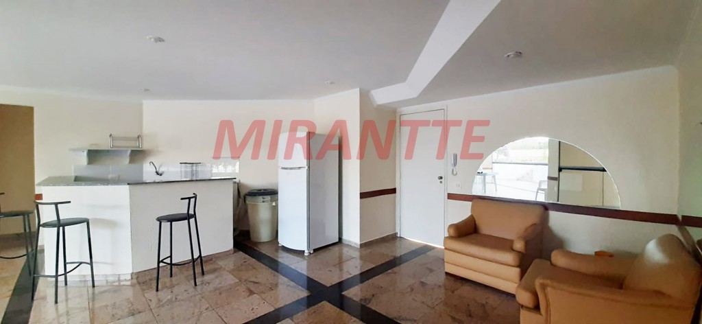 Apartamento com 3 quartos em Santana