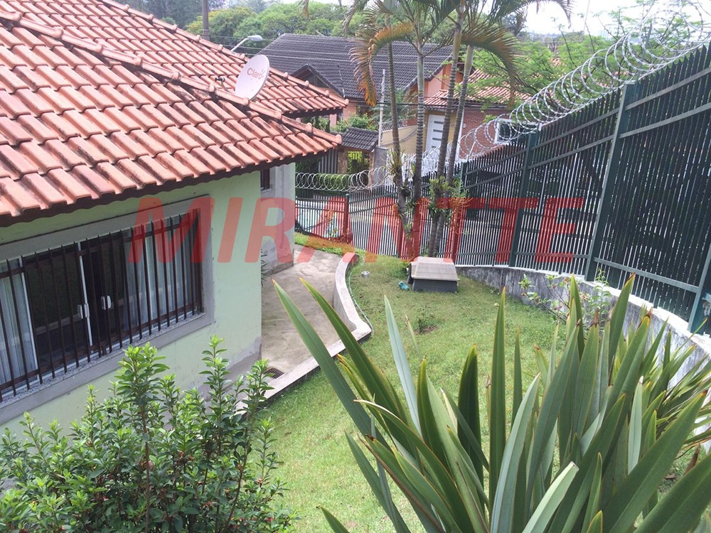 Casa terrea de 235m² com 3 quartos em Jardim Guapíra