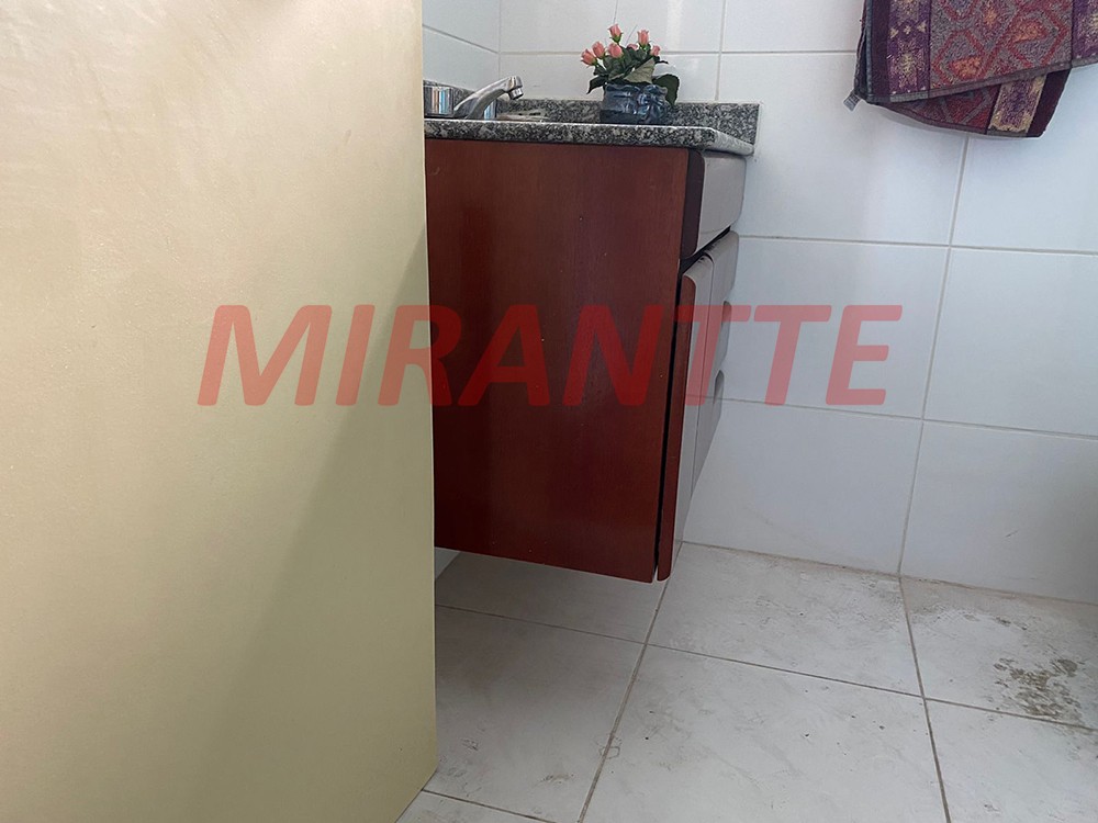 Sobrado de 160m² com 3 quartos em Santana