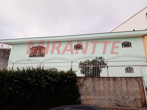 Sobrado de 300m² com 3 quartos em Vila Aurora