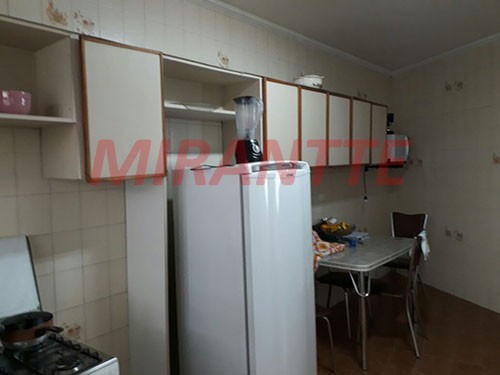 Sobrado de 300m² com 3 quartos em Vila Aurora