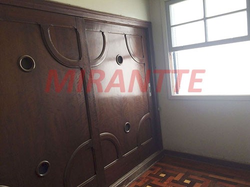 Apartamento de 240m² com 4 quartos em Santana