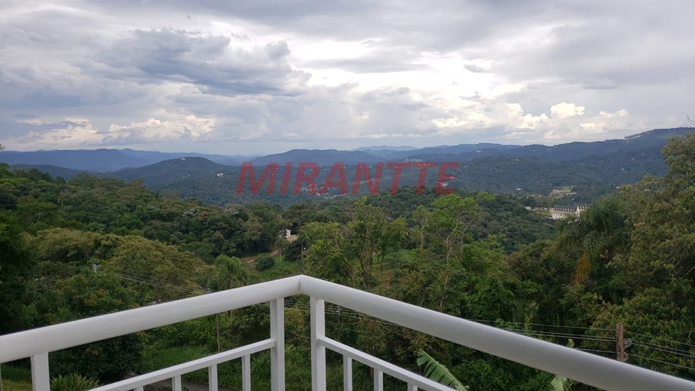 Sobrado de 215m² com 5 quartos em PARQUE PETROPOLIS