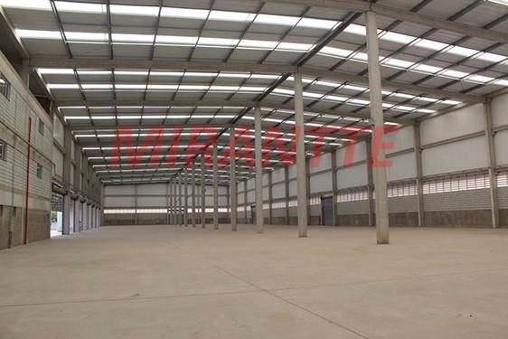 Galpao de 9088m² em Centro
