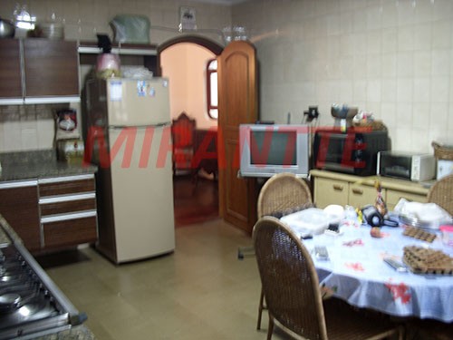 Sobrado de 320m² com 4 quartos em Palmas Do Tremembé