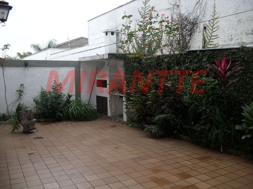 Sobrado de 320m² com 4 quartos em Palmas Do Tremembé