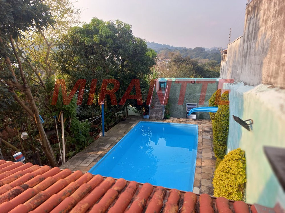 Casa terrea de 300m² com 4 quartos em Horto Florestal