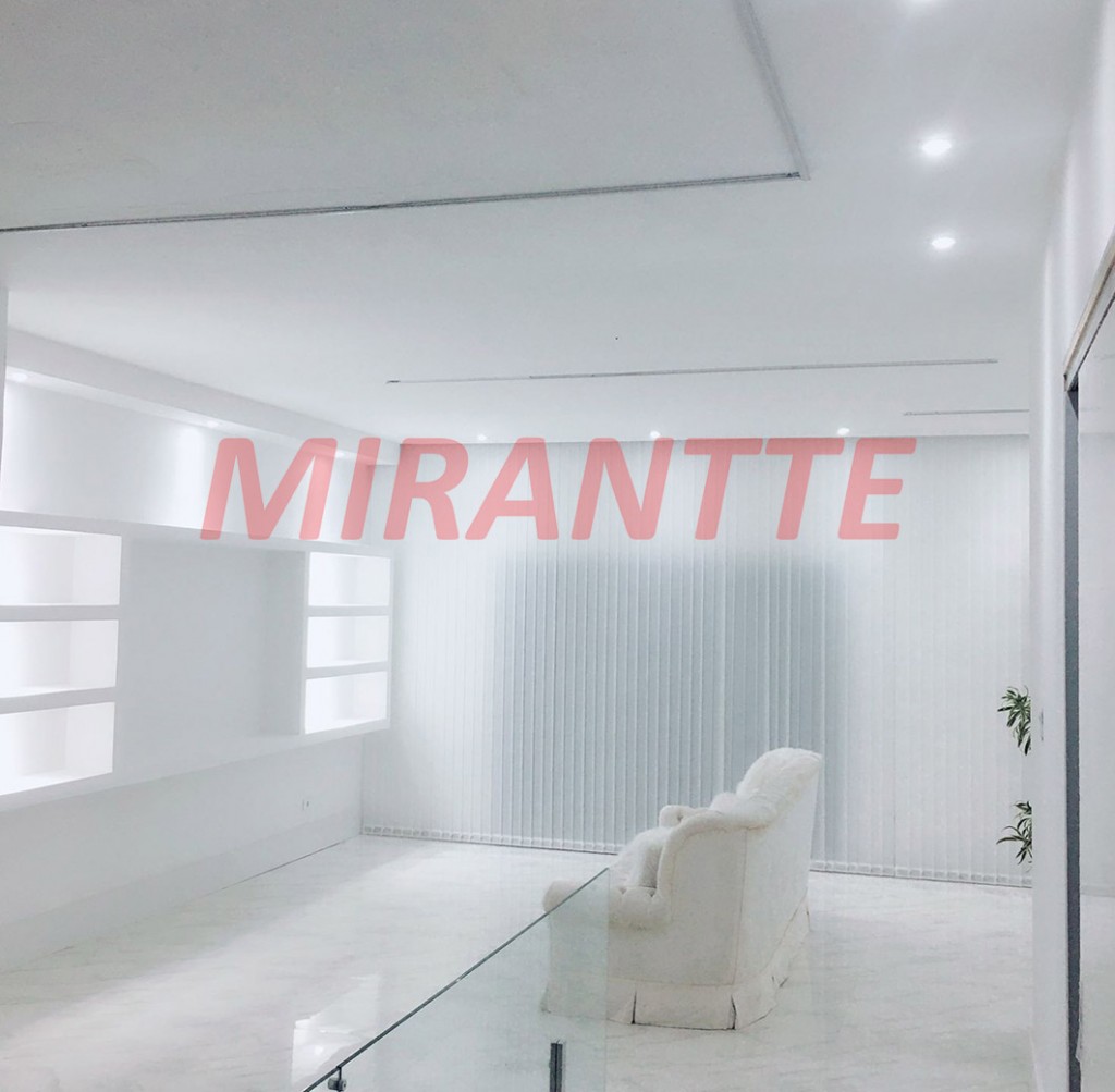 Sobrado de 300m² com 5 quartos em Horto Florestal
