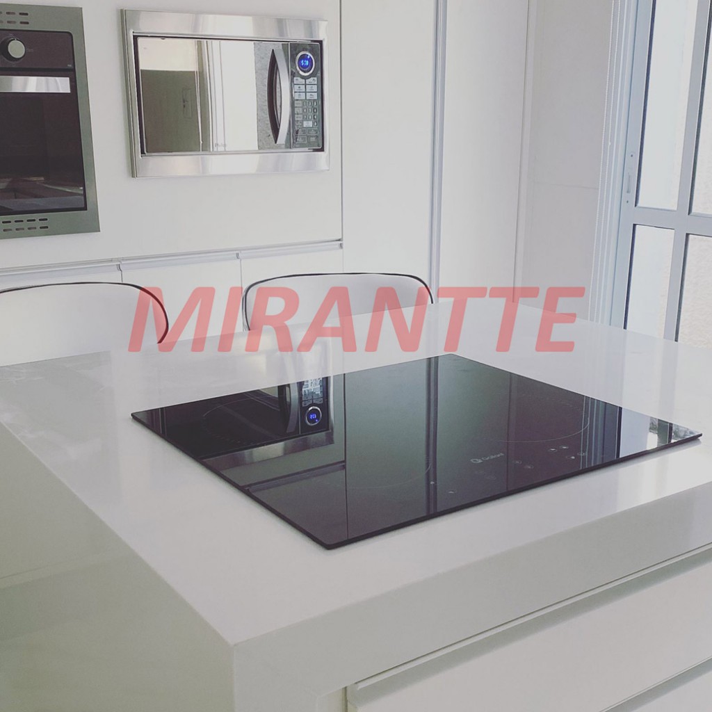 Sobrado de 300m² com 5 quartos em Horto Florestal