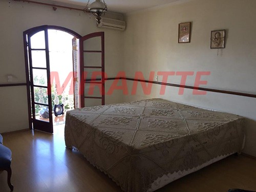 Sobrado de 300m² com 4 quartos em Palmas Do Tremembé