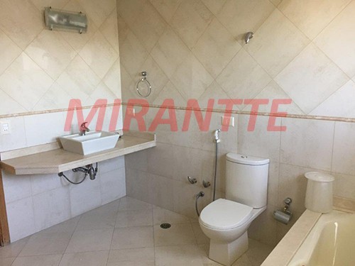 Sobrado de 300m² com 4 quartos em Palmas Do Tremembé