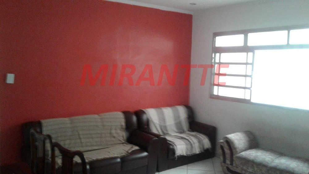 Sobrado de 250m² com 4 quartos em Santana