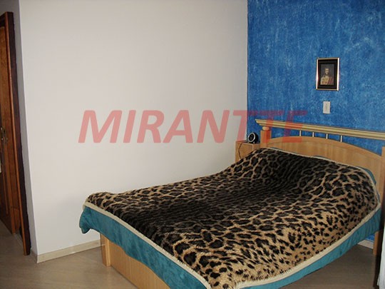 Sobrado de 300m² com 3 quartos em Tucuruvi